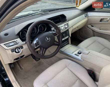 Черный Мерседес Е-Класс, объемом двигателя 2.14 л и пробегом 335 тыс. км за 17999 $, фото 5 на Automoto.ua