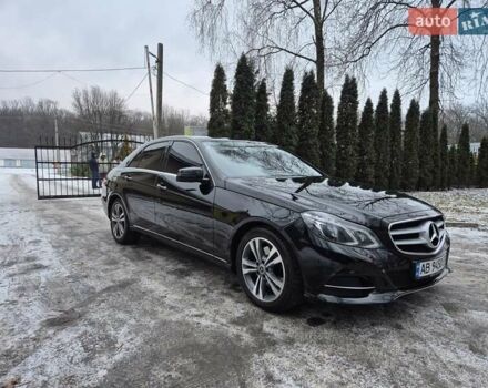 Черный Мерседес Е-Класс, объемом двигателя 2.2 л и пробегом 262 тыс. км за 17300 $, фото 6 на Automoto.ua