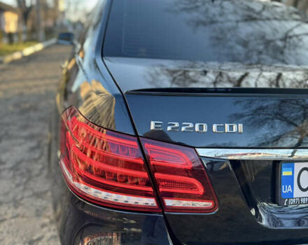 Черный Мерседес Е-Класс, объемом двигателя 2.14 л и пробегом 267 тыс. км за 17000 $, фото 20 на Automoto.ua