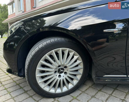 Черный Мерседес Е-Класс, объемом двигателя 2.1 л и пробегом 277 тыс. км за 19000 $, фото 22 на Automoto.ua