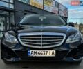 Черный Мерседес Е-Класс, объемом двигателя 2.14 л и пробегом 329 тыс. км за 13800 $, фото 2 на Automoto.ua