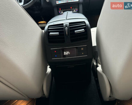 Черный Мерседес Е-Класс, объемом двигателя 2.14 л и пробегом 140 тыс. км за 11000 $, фото 19 на Automoto.ua