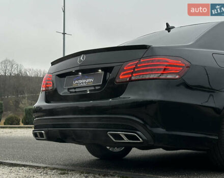 Черный Мерседес Е-Класс, объемом двигателя 3 л и пробегом 156 тыс. км за 23500 $, фото 7 на Automoto.ua