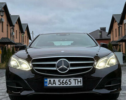 Чорний Мерседес Е-Клас, об'ємом двигуна 1.99 л та пробігом 211 тис. км за 18500 $, фото 1 на Automoto.ua