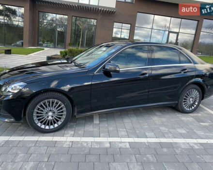 Черный Мерседес Е-Класс, объемом двигателя 2.14 л и пробегом 335 тыс. км за 17999 $, фото 3 на Automoto.ua