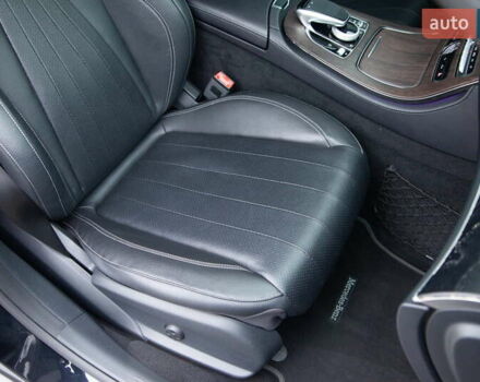 Черный Мерседес Е-Класс, объемом двигателя 2 л и пробегом 184 тыс. км за 26300 $, фото 31 на Automoto.ua