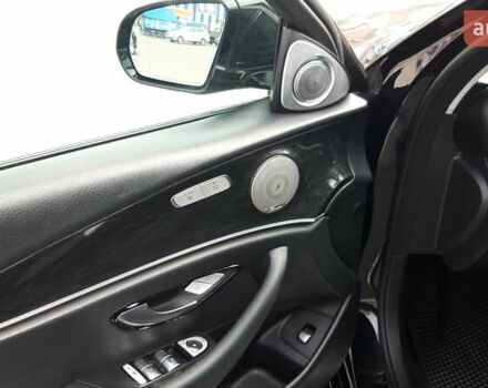 Чорний Мерседес Е-Клас, об'ємом двигуна 1.95 л та пробігом 316 тис. км за 21400 $, фото 10 на Automoto.ua