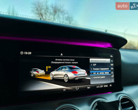 Чорний Мерседес Е-Клас, об'ємом двигуна 1.95 л та пробігом 357 тис. км за 23500 $, фото 66 на Automoto.ua