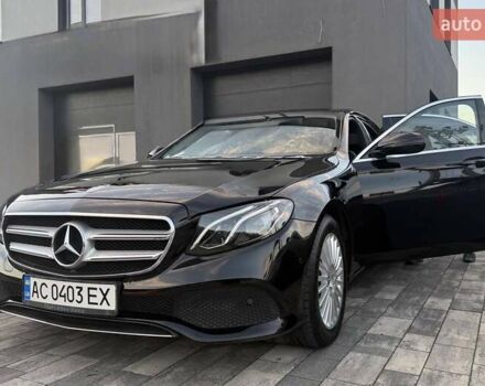 Чорний Мерседес Е-Клас, об'ємом двигуна 1.95 л та пробігом 346 тис. км за 22700 $, фото 1 на Automoto.ua