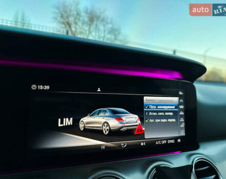 Чорний Мерседес Е-Клас, об'ємом двигуна 1.95 л та пробігом 357 тис. км за 23500 $, фото 68 на Automoto.ua