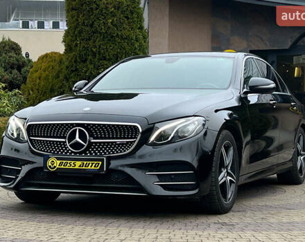 Черный Мерседес Е-Класс, объемом двигателя 1.99 л и пробегом 102 тыс. км за 23300 $, фото 2 на Automoto.ua