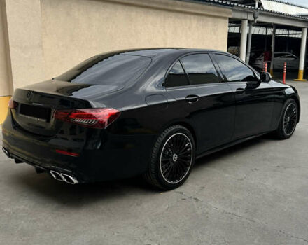 Чорний Мерседес Е-Клас, об'ємом двигуна 2 л та пробігом 125 тис. км за 28500 $, фото 2 на Automoto.ua