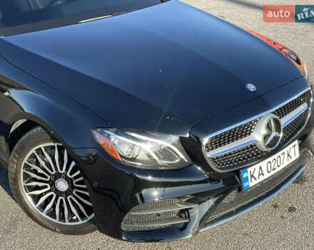 Черный Мерседес Е-Класс, объемом двигателя 1.99 л и пробегом 130 тыс. км за 26500 $, фото 5 на Automoto.ua