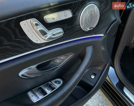 Черный Мерседес Е-Класс, объемом двигателя 1.99 л и пробегом 130 тыс. км за 26500 $, фото 12 на Automoto.ua