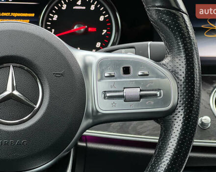 Черный Мерседес Е-Класс, объемом двигателя 1.99 л и пробегом 102 тыс. км за 23300 $, фото 12 на Automoto.ua