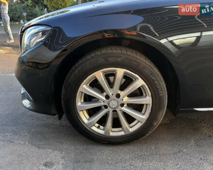 Мерседес Е-Класс 2016 в Луцке на Automoto.ua Черный Мерседес Е-Класс, объемом двигателя 1.95 л и пробегом 182 тыс. км за 26099 $, фото 25 на Automoto.ua