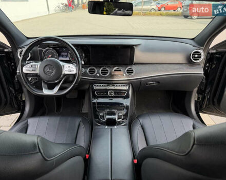 Чорний Мерседес Е-Клас, об'ємом двигуна 1.99 л та пробігом 100 тис. км за 23499 $, фото 29 на Automoto.ua