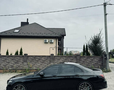 Черный Мерседес Е-Класс, объемом двигателя 3 л и пробегом 133 тыс. км за 40000 $, фото 3 на Automoto.ua