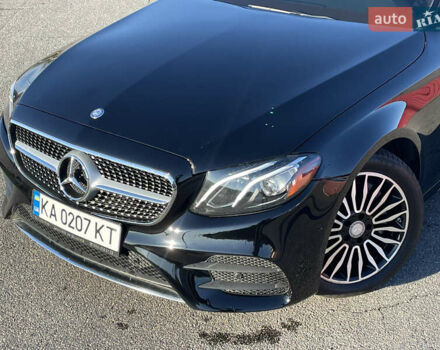 Черный Мерседес Е-Класс, объемом двигателя 1.99 л и пробегом 130 тыс. км за 26500 $, фото 1 на Automoto.ua