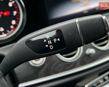 Черный Мерседес Е-Класс, объемом двигателя 1.99 л и пробегом 102 тыс. км за 23300 $, фото 13 на Automoto.ua