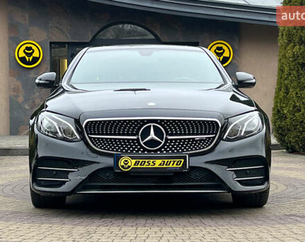 Черный Мерседес Е-Класс, объемом двигателя 1.99 л и пробегом 102 тыс. км за 23300 $, фото 1 на Automoto.ua