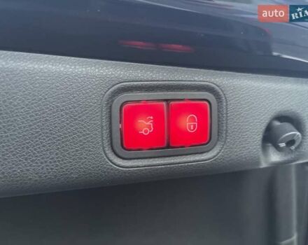 Черный Мерседес Е-Класс, объемом двигателя 3 л и пробегом 85 тыс. км за 36999 $, фото 54 на Automoto.ua
