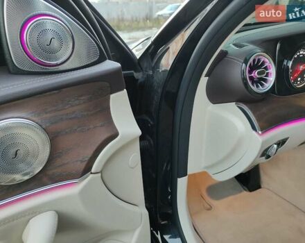 Черный Мерседес Е-Класс, объемом двигателя 1.95 л и пробегом 196 тыс. км за 27500 $, фото 28 на Automoto.ua