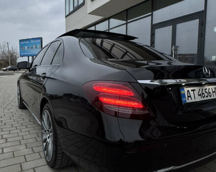 Черный Мерседес Е-Класс, объемом двигателя 1.95 л и пробегом 265 тыс. км за 29000 $, фото 7 на Automoto.ua