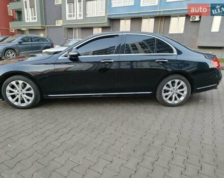 Черный Мерседес Е-Класс, объемом двигателя 1.95 л и пробегом 196 тыс. км за 27500 $, фото 5 на Automoto.ua