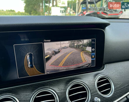 Черный Мерседес Е-Класс, объемом двигателя 2 л и пробегом 186 тыс. км за 28900 $, фото 23 на Automoto.ua