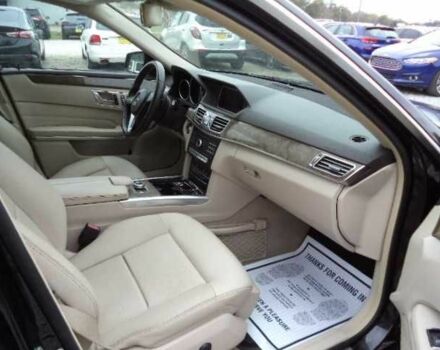 Черный Мерседес Е-Класс, объемом двигателя 3.5 л и пробегом 93 тыс. км за 5400 $, фото 5 на Automoto.ua