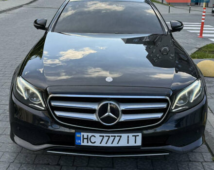 Чорний Мерседес Е-Клас, об'ємом двигуна 2 л та пробігом 310 тис. км за 23000 $, фото 1 на Automoto.ua