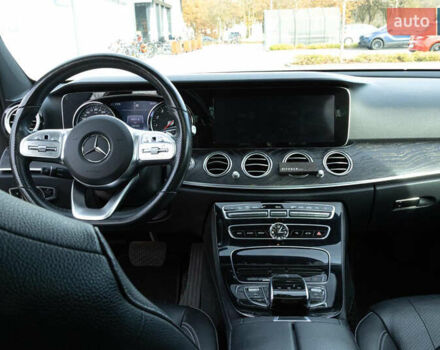 Чорний Мерседес Е-Клас, об'ємом двигуна 1.99 л та пробігом 100 тис. км за 23499 $, фото 21 на Automoto.ua