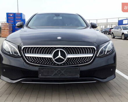 Чорний Мерседес Е-Клас, об'ємом двигуна 1.95 л та пробігом 316 тис. км за 21400 $, фото 2 на Automoto.ua