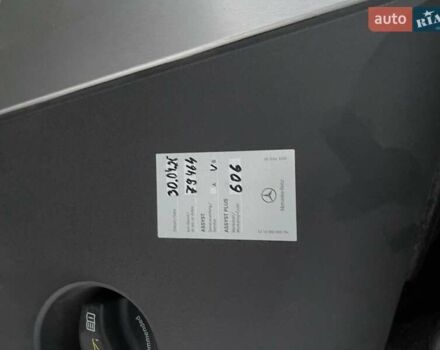 Черный Мерседес Е-Класс, объемом двигателя 3 л и пробегом 85 тыс. км за 36999 $, фото 56 на Automoto.ua