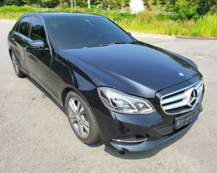 Черный Мерседес Е-Класс, объемом двигателя 2.2 л и пробегом 175 тыс. км за 6500 $, фото 1 на Automoto.ua