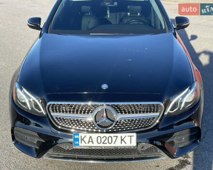 Черный Мерседес Е-Класс, объемом двигателя 1.99 л и пробегом 130 тыс. км за 26500 $, фото 3 на Automoto.ua