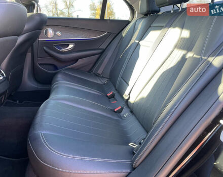 Черный Мерседес Е-Класс, объемом двигателя 1.99 л и пробегом 130 тыс. км за 26500 $, фото 20 на Automoto.ua