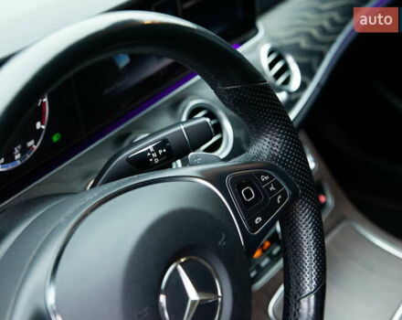 Черный Мерседес Е-Класс, объемом двигателя 2 л и пробегом 184 тыс. км за 26300 $, фото 24 на Automoto.ua