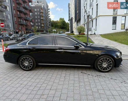 Чорний Мерседес Е-Клас, об'ємом двигуна 2 л та пробігом 310 тис. км за 23000 $, фото 2 на Automoto.ua