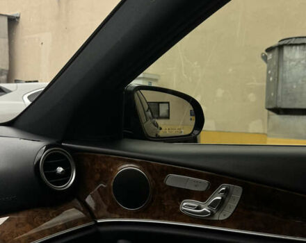 Чорний Мерседес Е-Клас, об'ємом двигуна 2 л та пробігом 125 тис. км за 28500 $, фото 12 на Automoto.ua