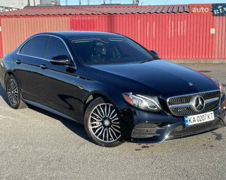 Черный Мерседес Е-Класс, объемом двигателя 1.99 л и пробегом 130 тыс. км за 26500 $, фото 4 на Automoto.ua