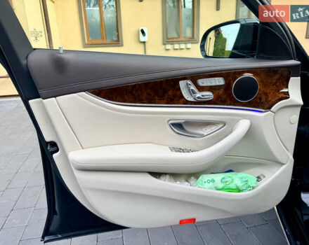 Черный Мерседес Е-Класс, объемом двигателя 1.95 л и пробегом 102 тыс. км за 34300 $, фото 10 на Automoto.ua