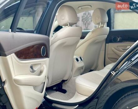 Мерседес Е-Класс 2017 в Мукачеве на Automoto.ua Черный Мерседес Е-Класс, объемом двигателя 1.99 л и пробегом 92 тыс. км за 33900 $, фото 36 на Automoto.ua