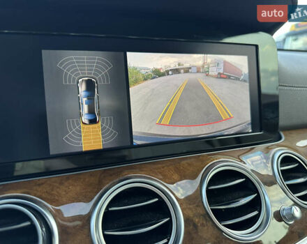 Черный Мерседес Е-Класс, объемом двигателя 1.99 л и пробегом 140 тыс. км за 24900 $, фото 11 на Automoto.ua