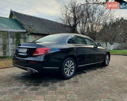 Черный Мерседес Е-Класс, объемом двигателя 1.95 л и пробегом 238 тыс. км за 33700 $, фото 10 на Automoto.ua