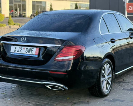 Мерседес Е-Класс 2017 в Хусте на Automoto.ua Черный Мерседес Е-Класс, объемом двигателя 1.95 л и пробегом 280 тыс. км за 21500 $, фото 28 на Automoto.ua
