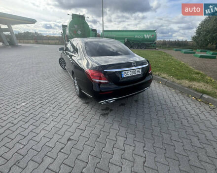 Мерседес Е-Класс 2017 в Коломые на Automoto.ua Черный Мерседес Е-Класс, объемом двигателя 1.95 л и пробегом 167 тыс. км за 28888 $, фото 11 на Automoto.ua