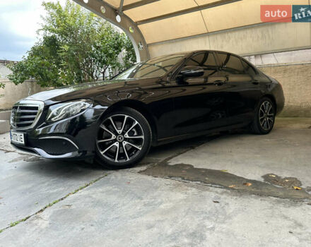 Мерседес Е-Класс 2017 в Одессе на Automoto.ua Черный Мерседес Е-Класс, объемом двигателя 1.95 л и пробегом 102 тыс. км за 33000 $, фото 2 на Automoto.ua