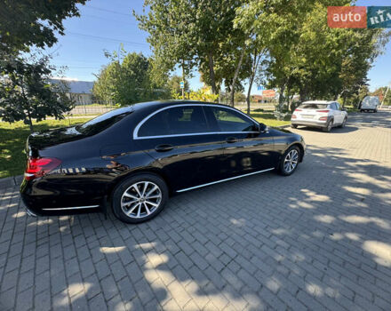 Мерседес Е-Класс 2017 в Коломые на Automoto.ua Черный Мерседес Е-Класс, объемом двигателя 1.95 л и пробегом 167 тыс. км за 28888 $, фото 109 на Automoto.ua